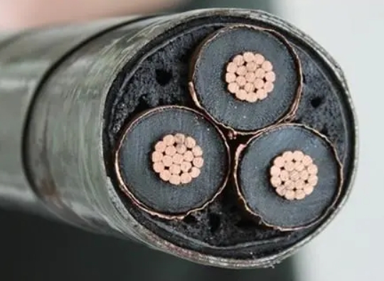 高壓電纜外皮破損處理方法有哪些呢.jpg 高壓電纜外皮破損處理方法有哪些呢.jpg