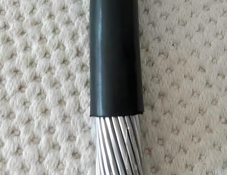 電線電纜其價(jià)格受多種因素的影響.jpg 電線電纜其價(jià)格受多種因素的影響.jpg